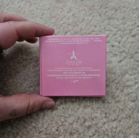 Jeffree Star Cosmetics Artistry Single - Bubble Gum - Picture 2 of 3
